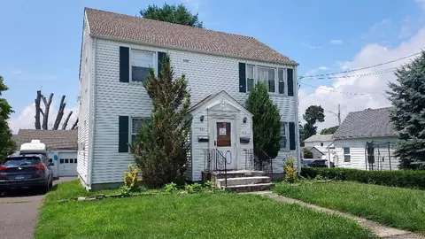 405 Barnum Ter Ext, Stratford, CT 06614