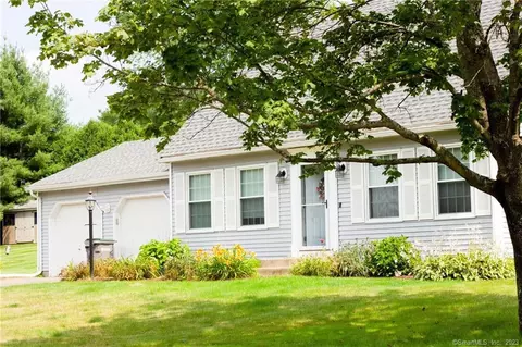 56 Columbia Dr, Manchester, CT 06042