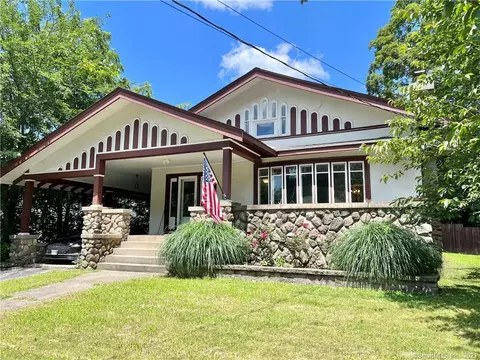 75 Sachem St, Norwich, CT 06360