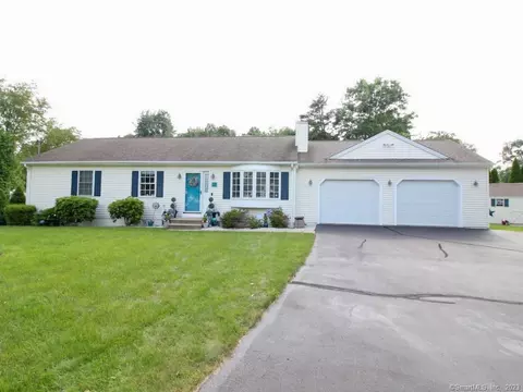 33 Hull Dr, Southington, CT 06479