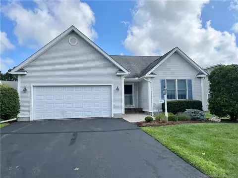 43 Ardsley Ln #43, Ellington, CT 06029