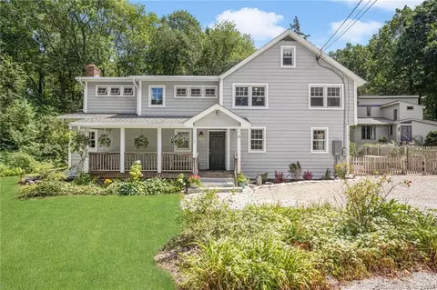 25 Lake Rd, Columbia, CT 06237