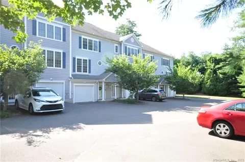 9 Partridge Ln #9, Farmington, CT 06032