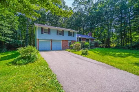 42 Ellise Rd, Mansfield, CT 06268