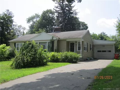 43 Hill Ave, Wallingford, CT 06492