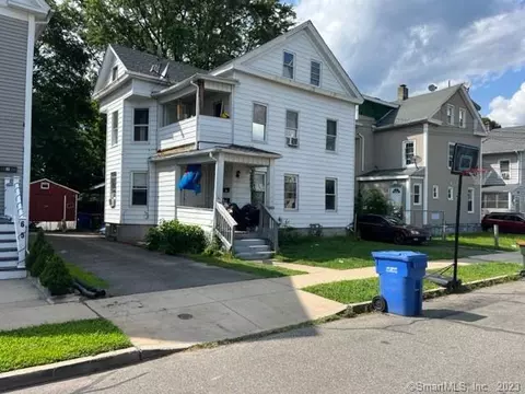 61 N 2nd St, Meriden, CT 06451