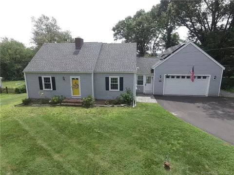 94 Shipman Dr, Glastonbury, CT 06033