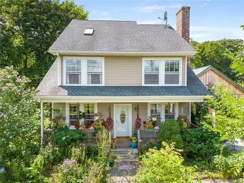 11 E Shepard Hill Rd, Plainfield, CT 06374