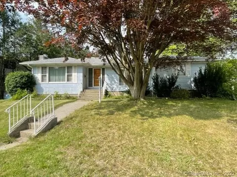 59 Harland Ave, Waterbury, CT 06705