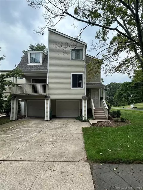 189 Peddlars Dr #189, Branford, CT 06405