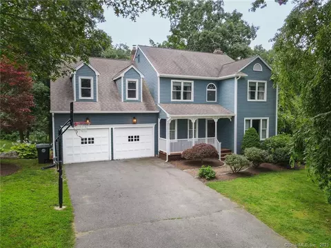 132 Cornfield Rd, Milford, CT 06460