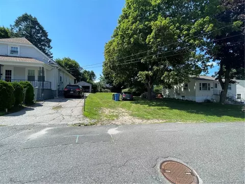 20 Beverly Avenue, Waterbury, CT 06701