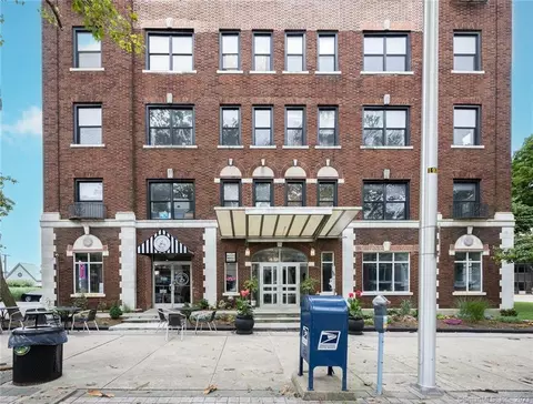 881 Lafayette Blvd #5J, Bridgeport, CT 06604