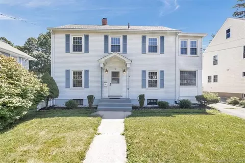 52 Auburn Rd, West Hartford, CT 06119