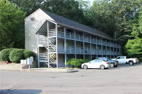 17 Farmington Ave #3, Plainville, CT 06062