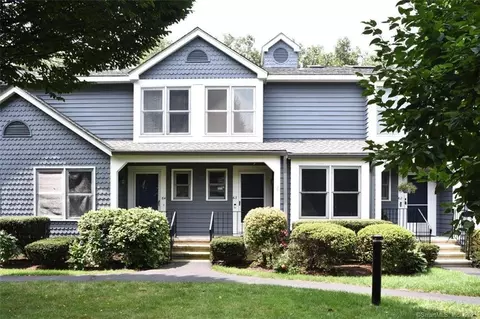 63 Fawn Ridge Ln #63, Norwalk, CT 06851
