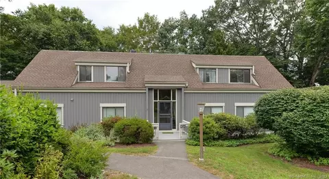 457 Heritage Vlg #E, Southbury, CT 06488