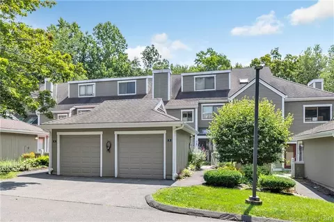 3 Country Walk #3, Shelton, CT 06484
