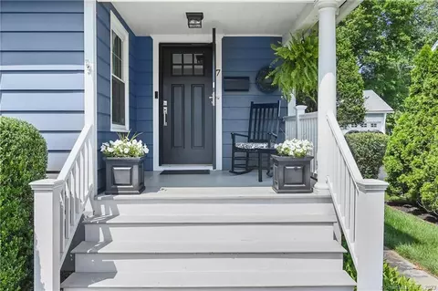 7 Jarvis St, Norwalk, CT 06851