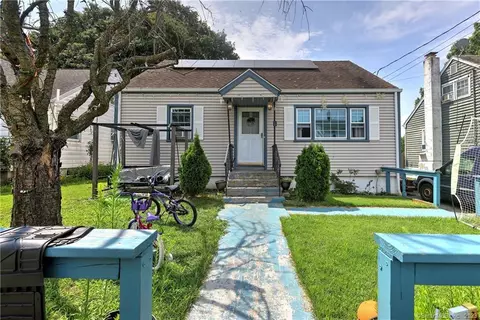 139 Fairview Ave Ext, Bridgeport, CT 06606