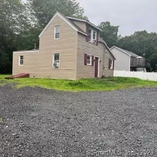 322 Oak St, East Hartford, CT 06118