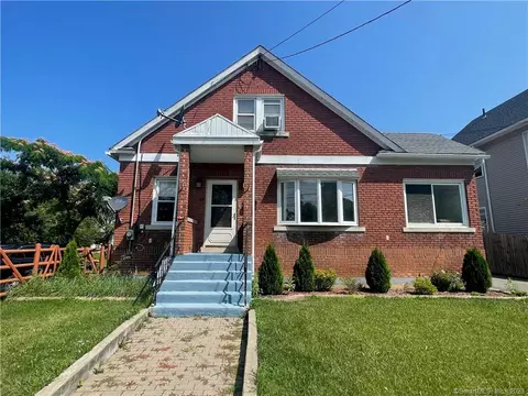 38 Chester St, Hartford, CT 06114