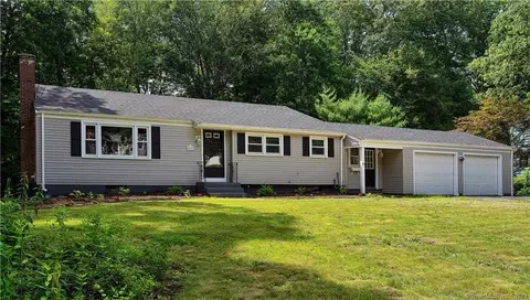 89 Knollwood Rd, Farmington, CT 06032