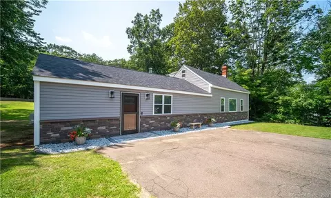 68 Baxter St, Tolland, CT 06084