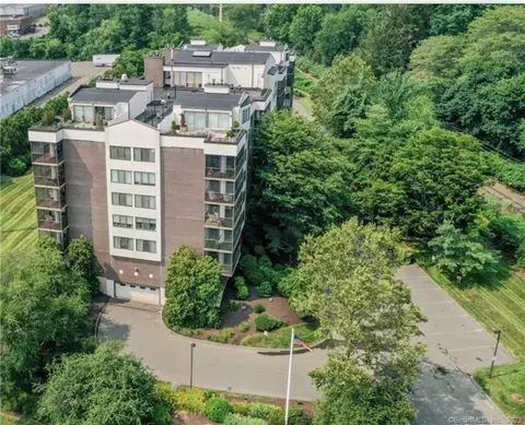 33 Mill St #2A, Wethersfield, CT 06109
