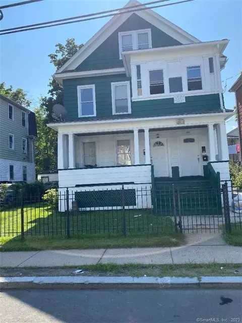 99 Kent St, Hartford, CT 06112