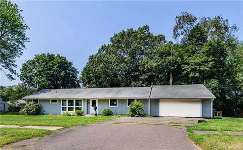 180 Curve Hill Rd, Cheshire, CT 06410