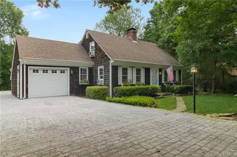 94 Sandy Hollow Rd, Groton, CT 06355