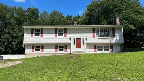111 East Rd, East Windsor, CT 06016