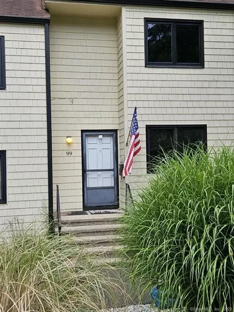 99 Hampton Park #99, Branford, CT 06405