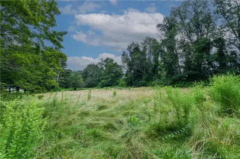 243 Hampton Rd, Pomfret, CT 06259