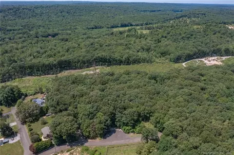 187 Fitch Hill Rd # c, Montville, CT 06382