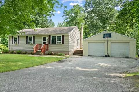 192 Geer Rd, Lebanon, CT 06249