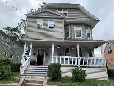 137 Horace St, Bridgeport, CT 06610