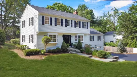 17 Whitney St, Westport, CT 06880