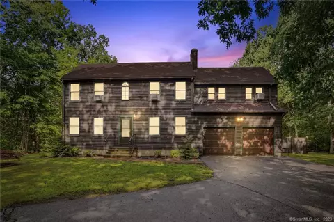 55 Harbor Rd, Colchester, CT 06415