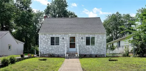 83 Wright Rd, Wethersfield, CT 06109