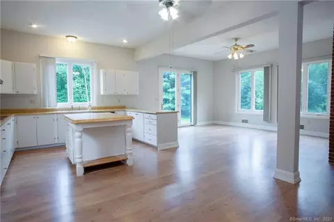 48 Edgerton Rd, Granby, CT 06090