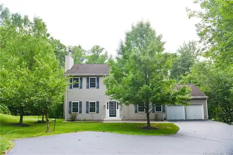 16 Horse Run Hill Rd, Cromwell, CT 06416