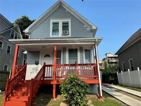 48 Bell St, Bridgeport, CT 06610