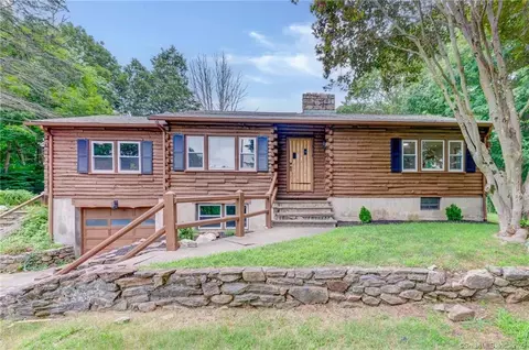 311 Huntington St, Shelton, CT 06484
