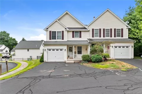 50 Copper Beech Ln #50, Portland, CT 06480
