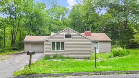 1826 Plank Rd, Cheshire, CT 06410