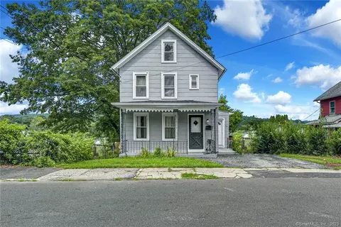108 Grove St, Ansonia, CT 06401