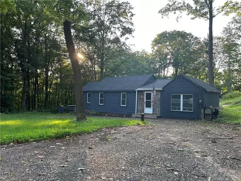 320 Brainard Hill Rd, Haddam, CT 06441