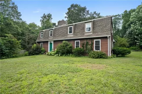 145 Stonewall Dr, Hamden, CT 06518